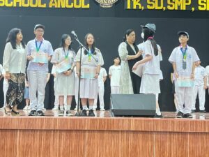 Students felicitated for Amu Olympiad Gold